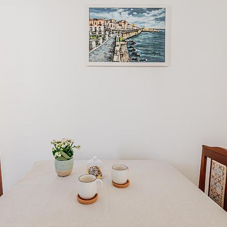 Green Leaves Apartment Syracuse Esterno foto